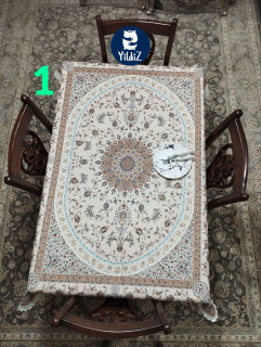 رومیزی و زیرسفره مخمل